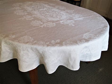 Belle Grey <b>Table Cloth</b> 132cm x 178cm. . Tablecloths oval